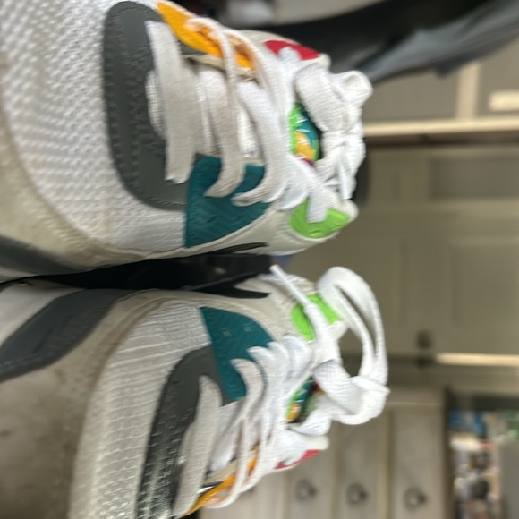 Nike air max: They are in good condition, just needs a little cleaning - Picture 4 of 4